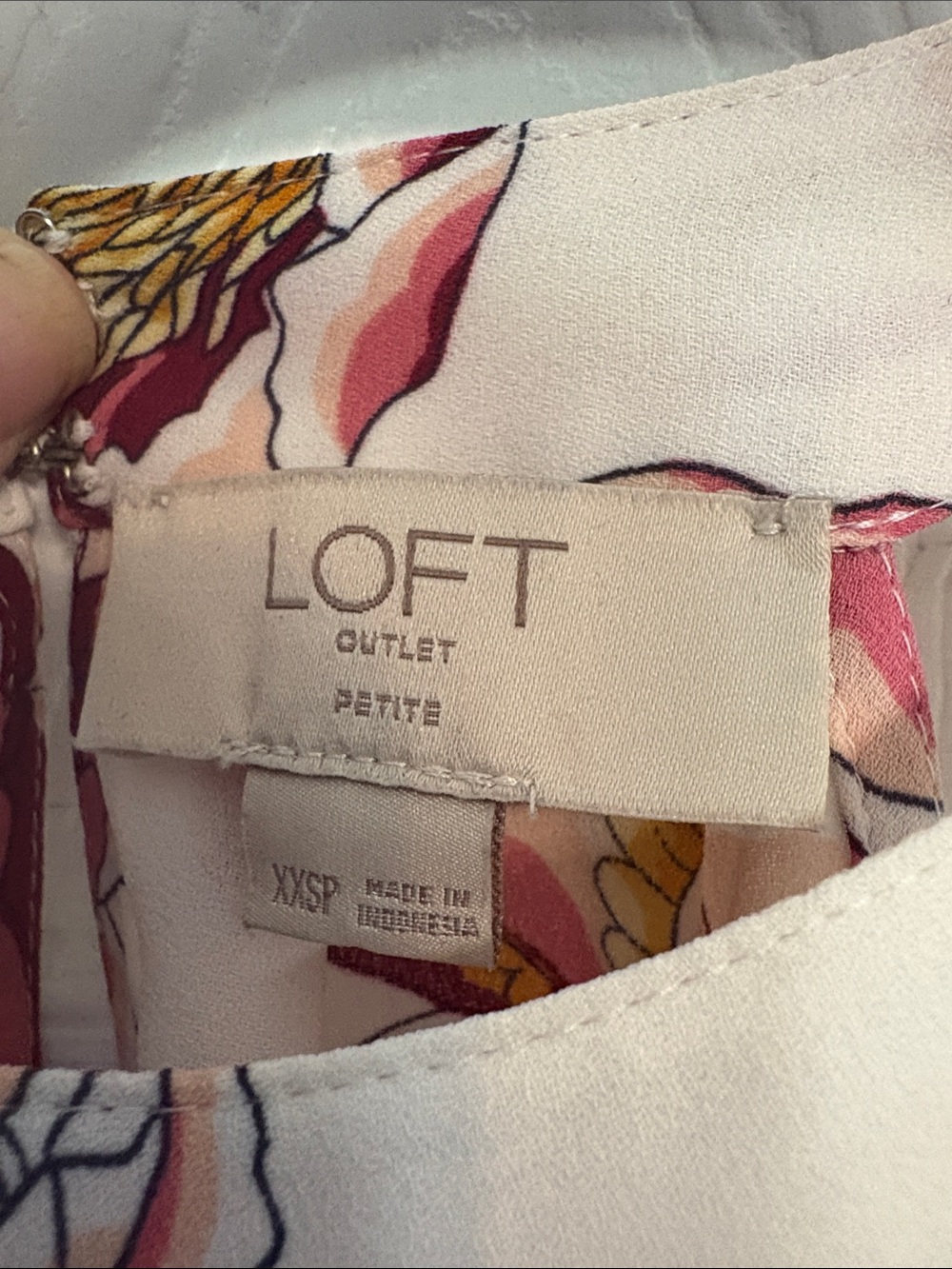 LOFT Floral Halter Top Petite PXXS- Pink, Mustard & White - Picture 3 of 3